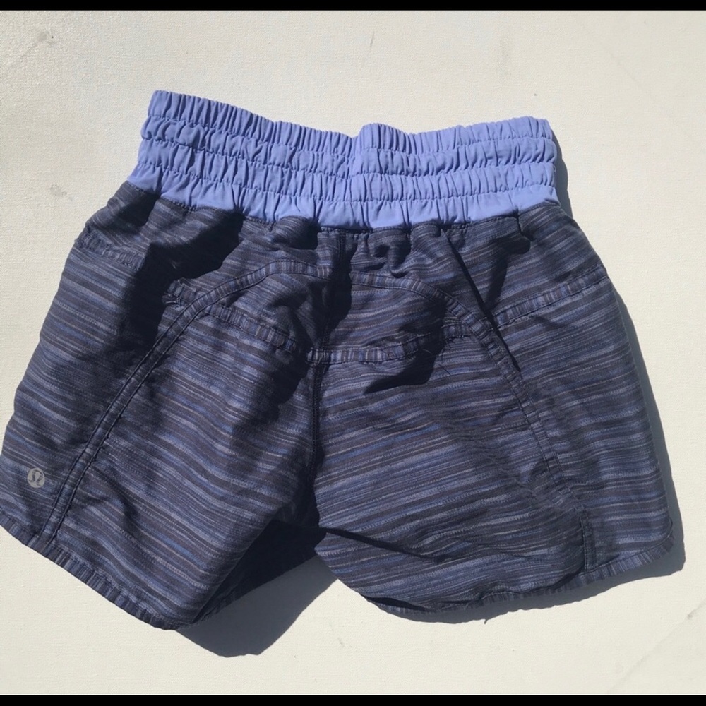 Lululemon size 6 tracker shorts 4 inch inseam